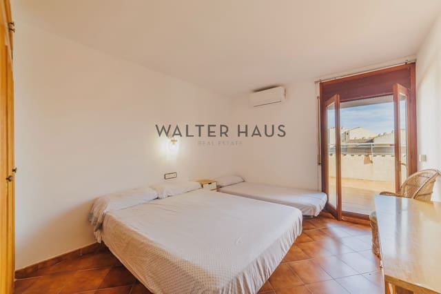 4 soveværelse Lejlighed til salg i Calonge i Sant Antoni med swimmingpool - € 795.000 (Ref: 9397895)