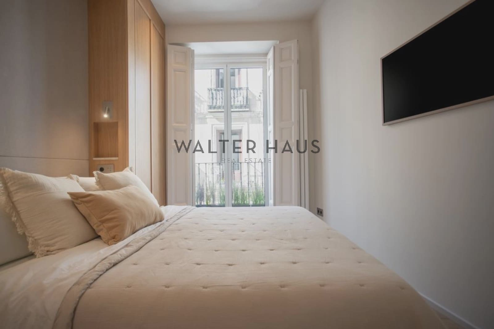 2 slaapkamer Flat te koop in Madrid stad - € 1.440.000 (Ref: 9397996)