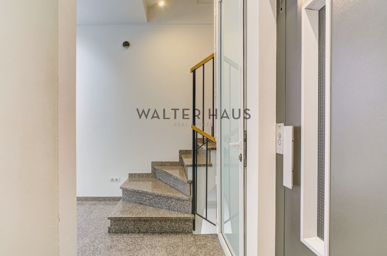 3 soverom Leilighet til salgs i Barcelona by - € 950 000 (Ref: 9399987)