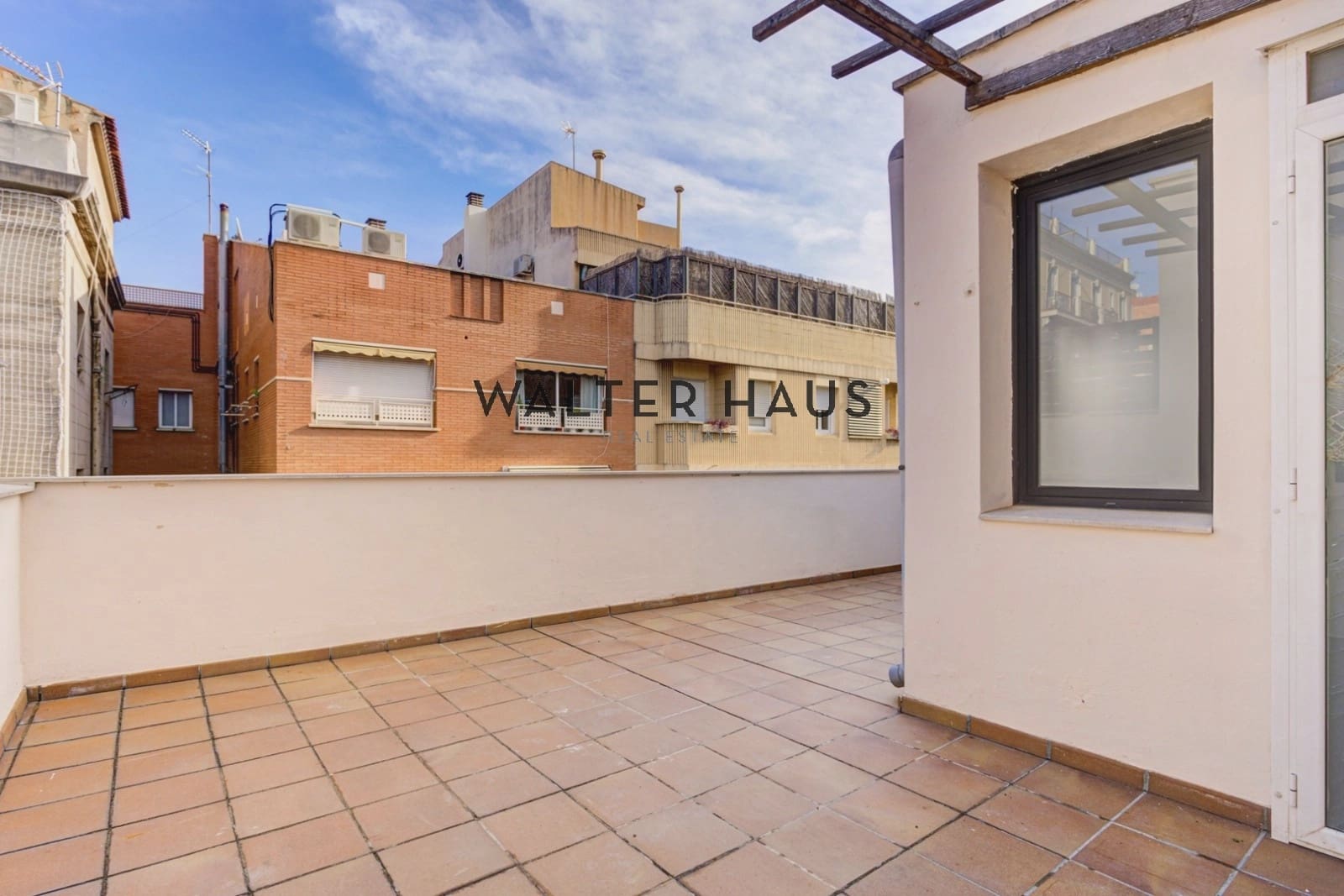 3 soveværelse Lejlighed til salg i Barcelona by - € 890.000 (Ref: 9399987)