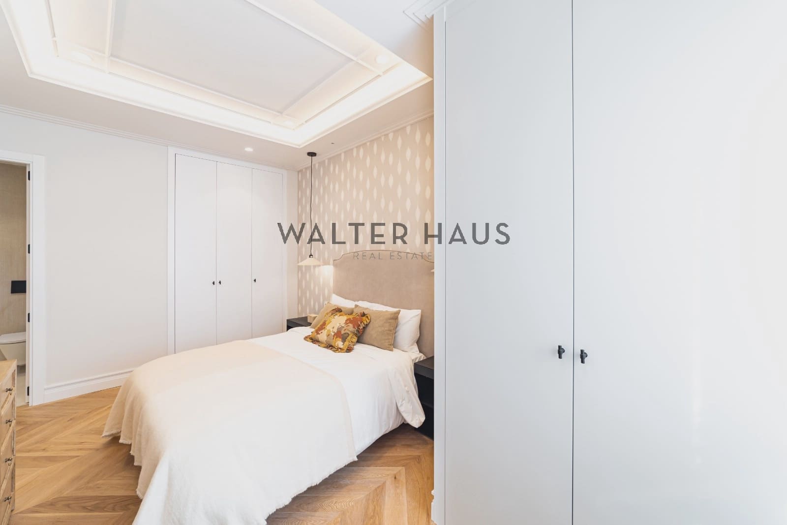 3 slaapkamer Flat te koop in Madrid stad - € 1.325.000 (Ref: 9402638)