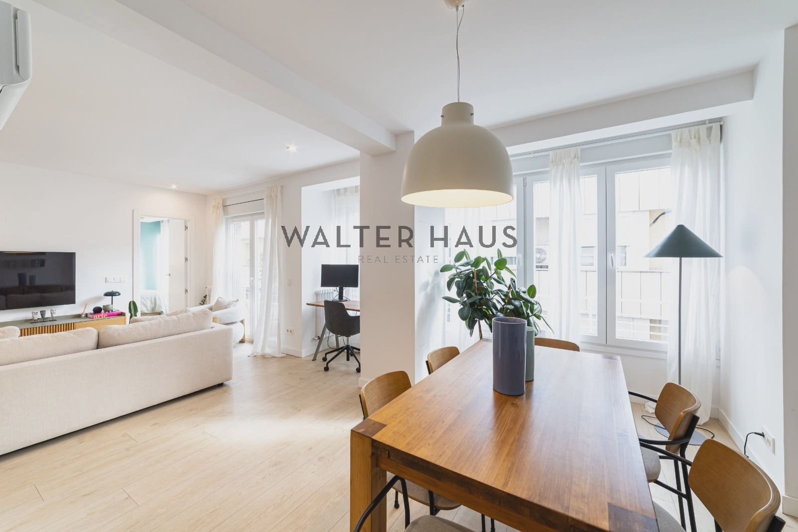 1 bedroom Flat for sale in Madrid city - € 750,000 (Ref: 9404722)