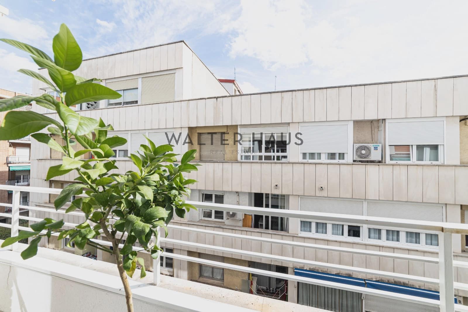 1 bedroom Flat for sale in Madrid city - € 750,000 (Ref: 9404722)