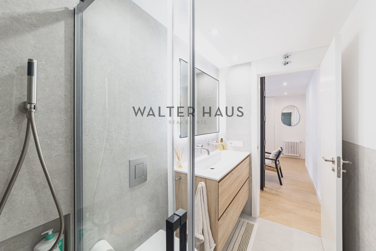 1 bedroom Flat for sale in Madrid city - € 750,000 (Ref: 9404722)