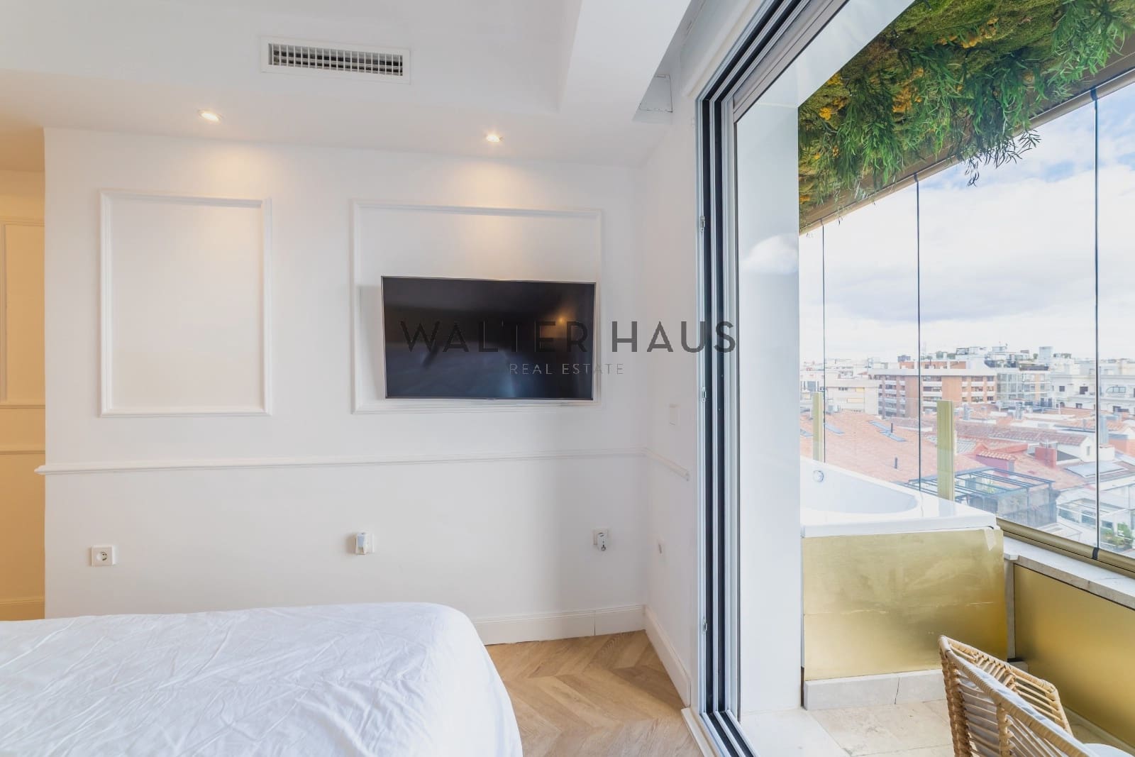 2 soverom Penthouse til salgs i Madrid by - € 1 980 000 (Ref: 9405904)
