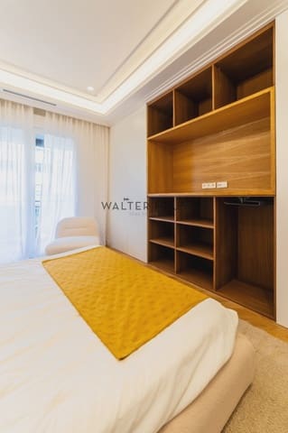 3 bedroom Flat for sale in Almagro, Madrid city with pool - € 2,550,000 (Ref: 9405905)