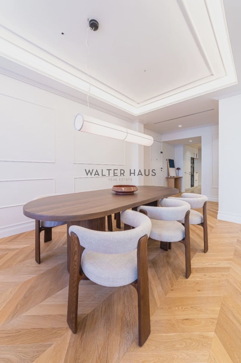 3 slaapkamer Flat te koop in Madrid stad met zwembad - € 2.550.000 (Ref: 9405905)