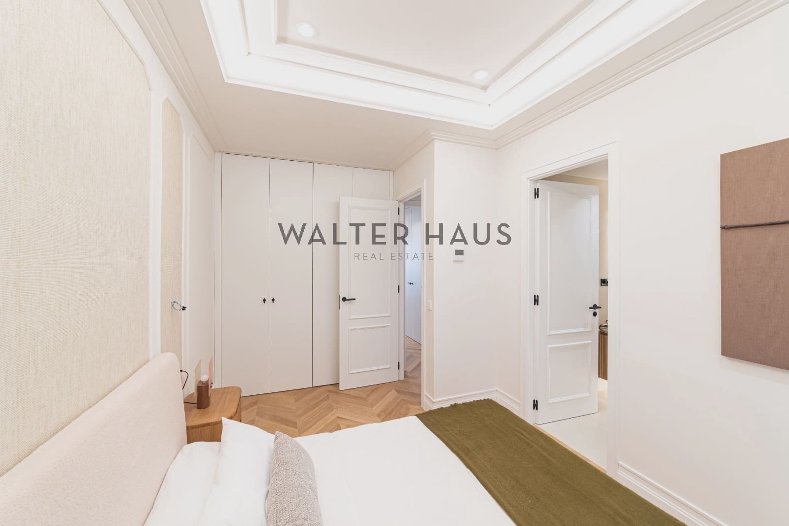 3 slaapkamer Flat te koop in Madrid stad met zwembad - € 2.495.000 (Ref: 9405905)