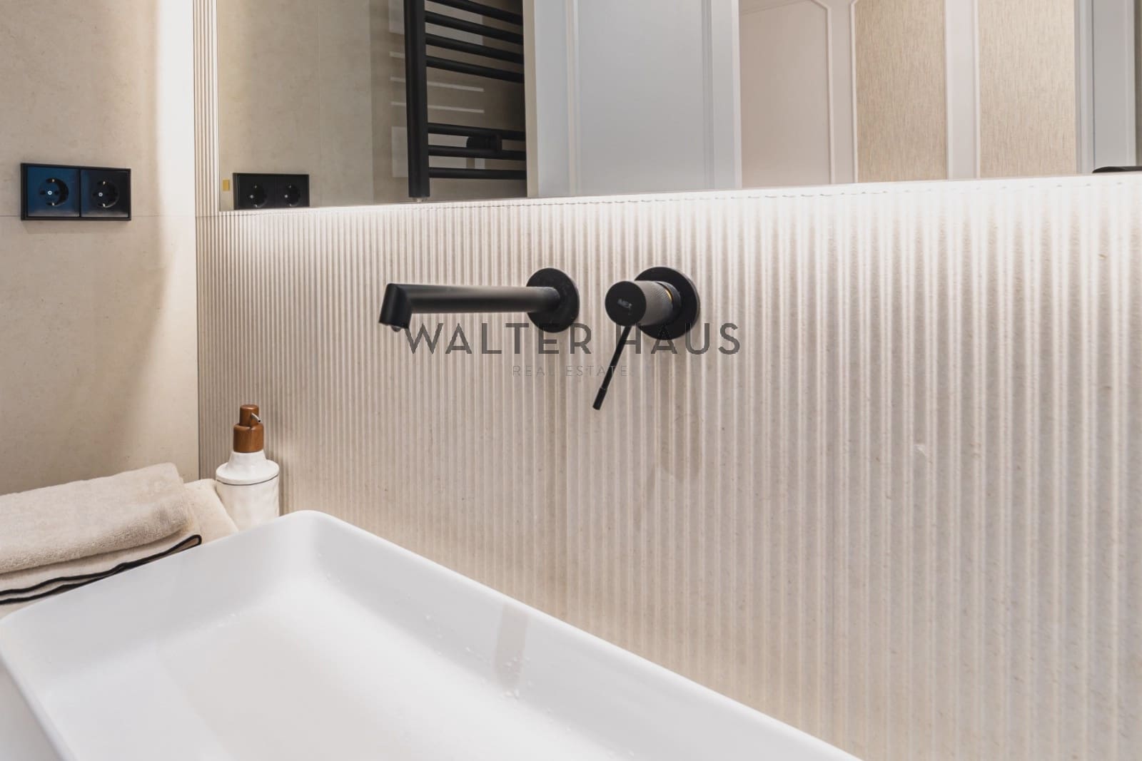 3 slaapkamer Flat te koop in Madrid stad met zwembad - € 2.495.000 (Ref: 9405905)