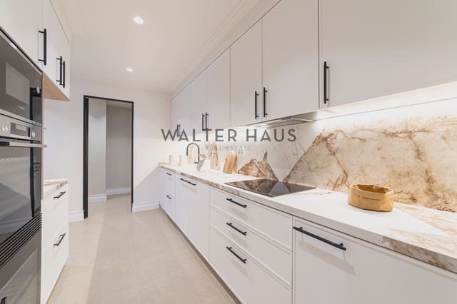 3 sovrum Lägenhet till salu i Almagro, Madrid stad med pool - 2 495 000 € (Ref: 9405905)