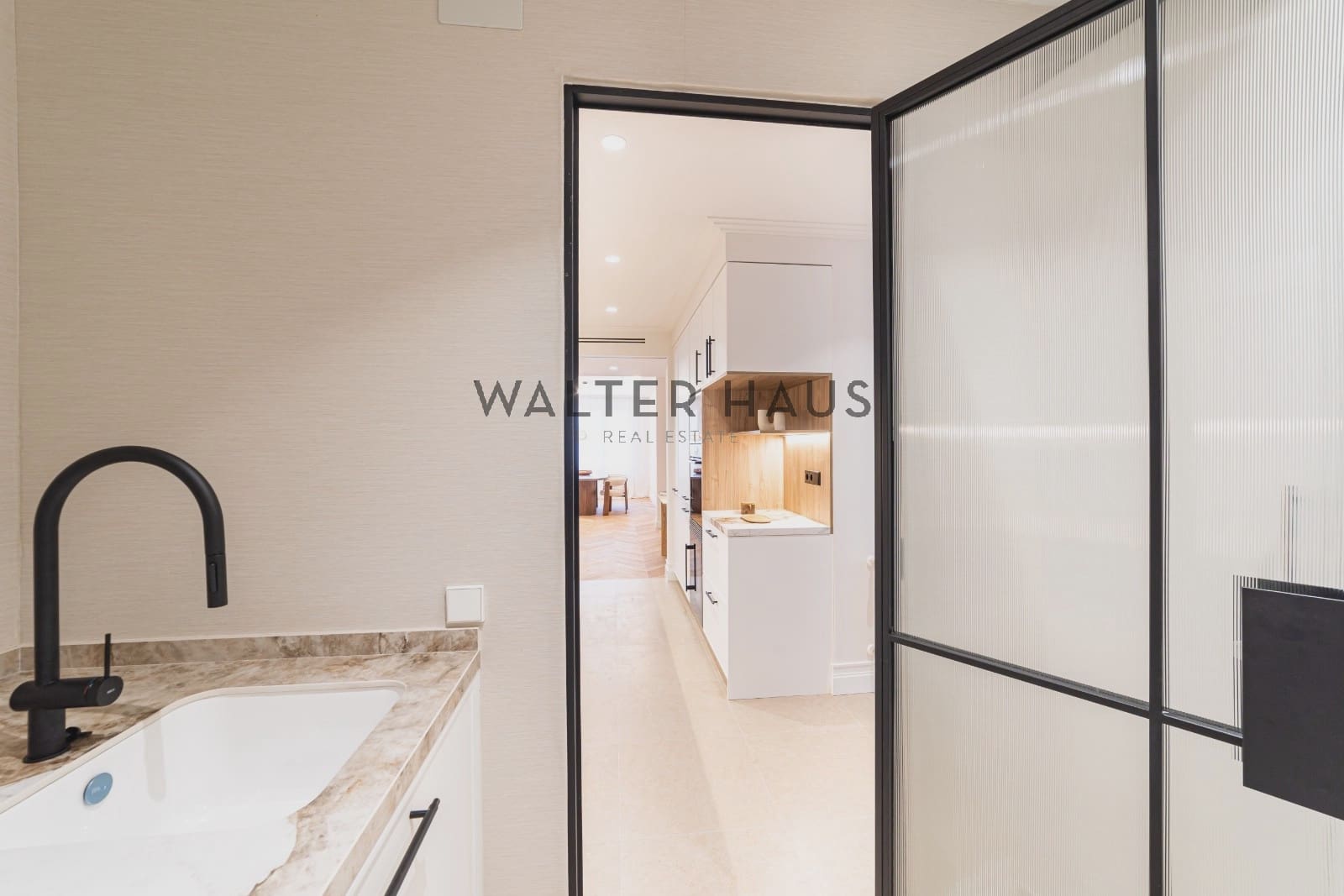 3 slaapkamer Flat te koop in Madrid stad met zwembad - € 2.495.000 (Ref: 9405905)