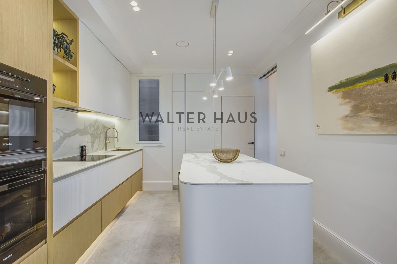5 bedroom Flat for sale in Barcelona city - € 2,450,000 (Ref: 9412838)