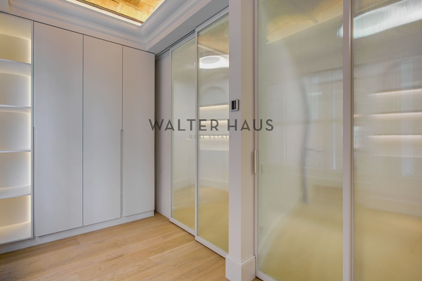 5 bedroom Flat for sale in Barcelona city - € 2,450,000 (Ref: 9412838)