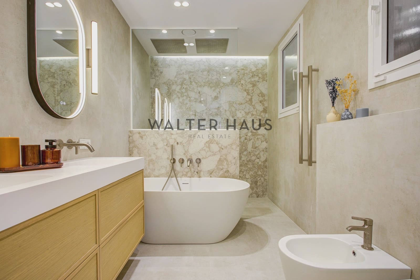 5 bedroom Flat for sale in Barcelona city - € 2,450,000 (Ref: 9412838)
