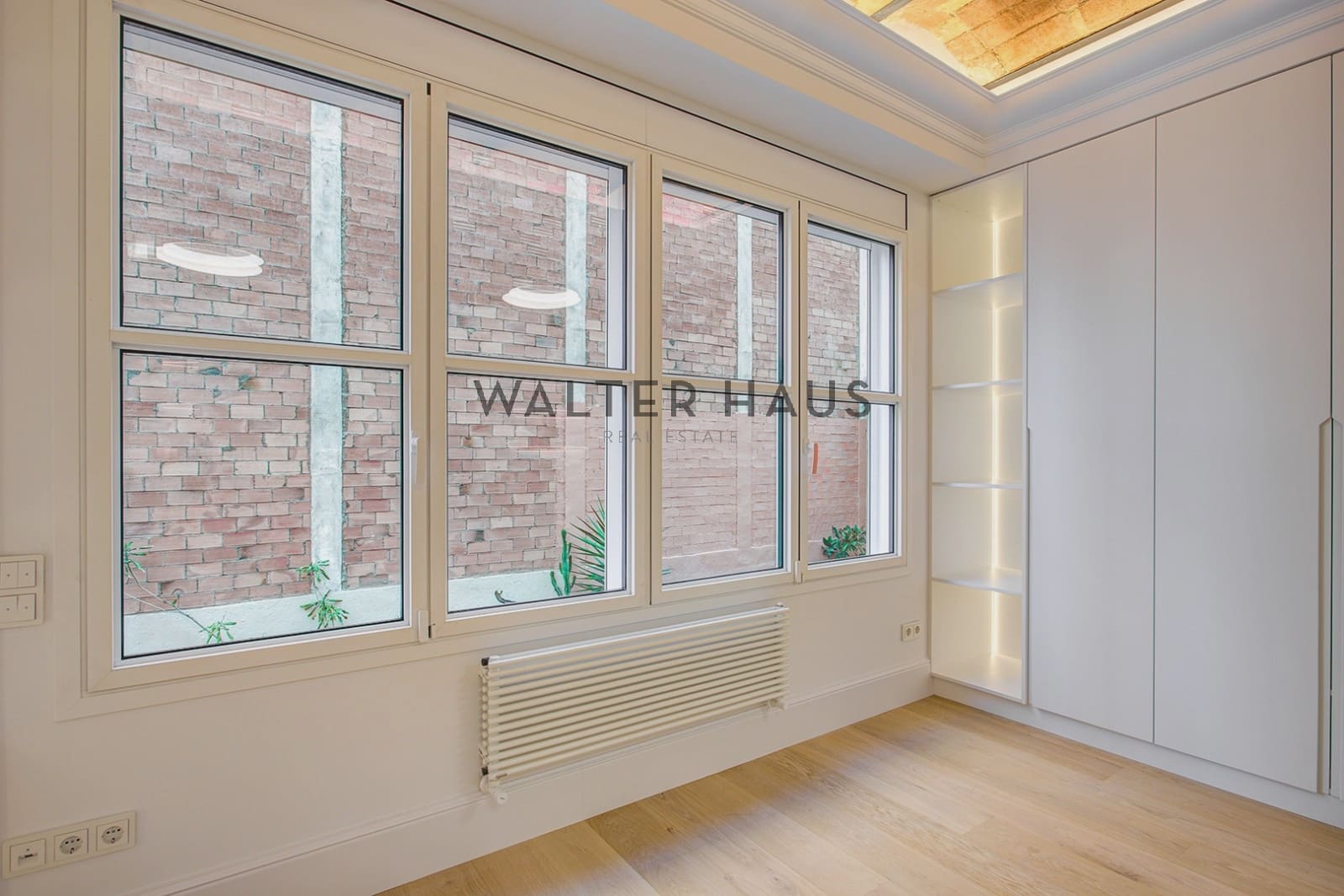 5 bedroom Flat for sale in Barcelona city - € 2,450,000 (Ref: 9412838)