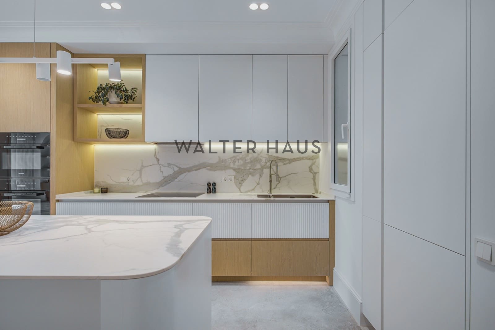 5 bedroom Flat for sale in Barcelona city - € 2,450,000 (Ref: 9412838)