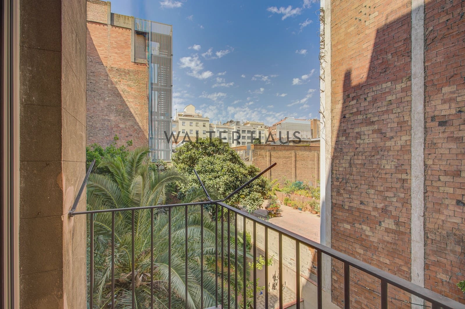 5 bedroom Flat for sale in Barcelona city - € 2,450,000 (Ref: 9412838)