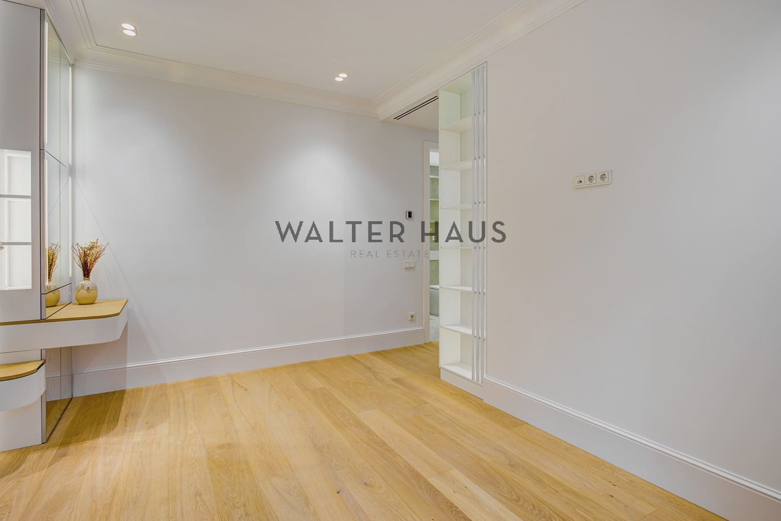 5 bedroom Flat for sale in Barcelona city - € 2,450,000 (Ref: 9412838)
