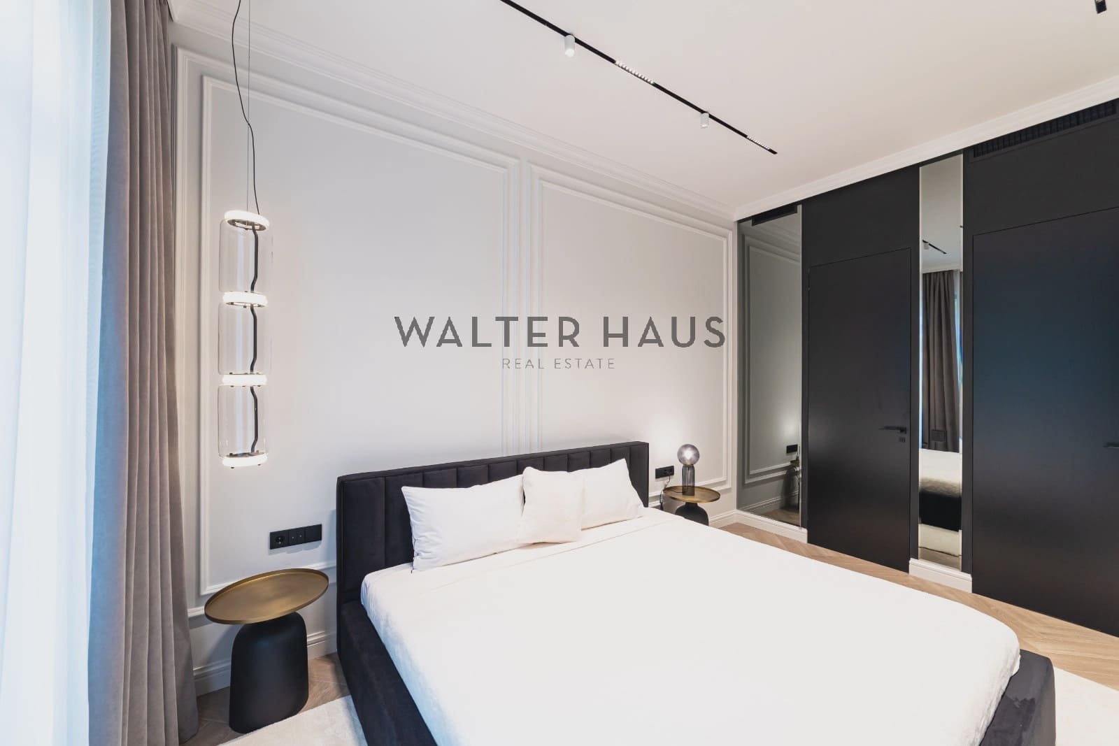 Piso de 2 habitaciones en Madrid ciudad en venta - 2.249.000 € (Ref: 9413416)