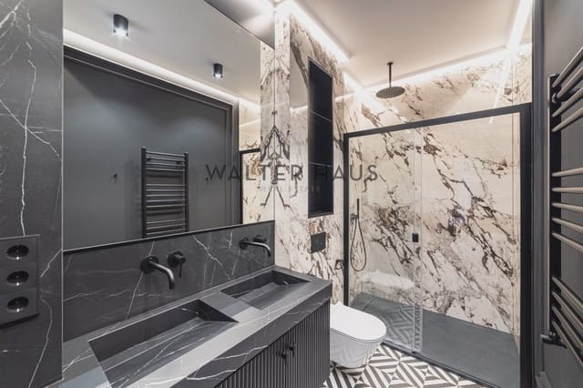 Piso de 2 habitaciones en Castellana, Madrid ciudad en venta - 2.249.000 € (Ref: 9413416)