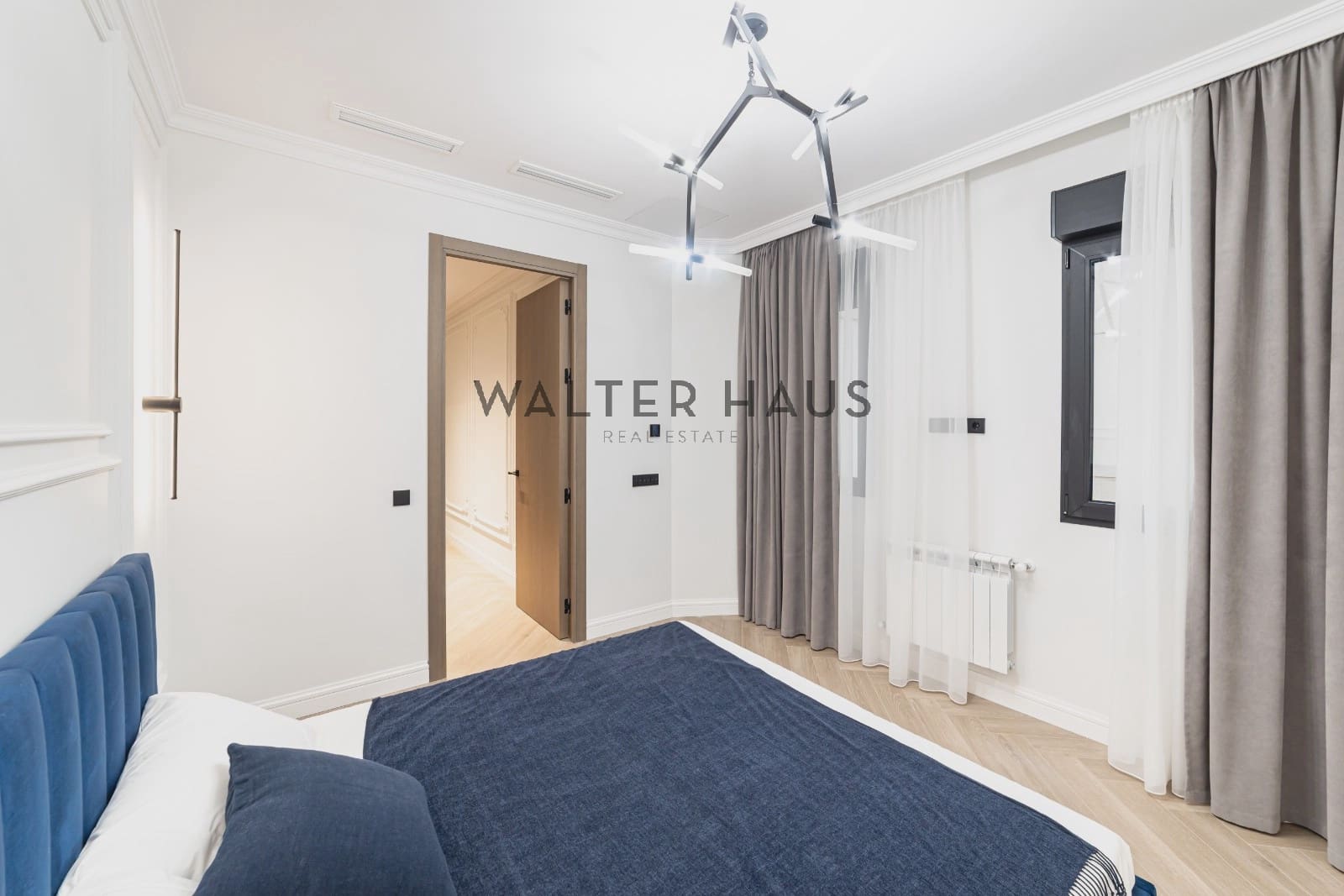 Piso de 2 habitaciones en Madrid ciudad en venta - 2.249.000 € (Ref: 9413416)