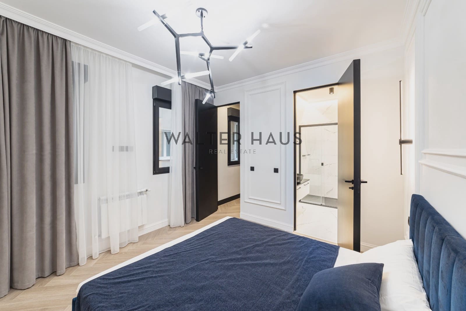 Piso de 2 habitaciones en Madrid ciudad en venta - 2.249.000 € (Ref: 9413416)