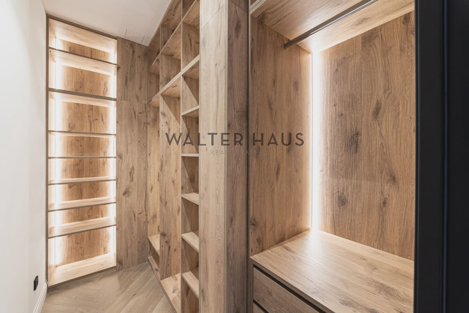 Piso de 2 habitaciones en Madrid ciudad en venta - 2.249.000 € (Ref: 9413416)