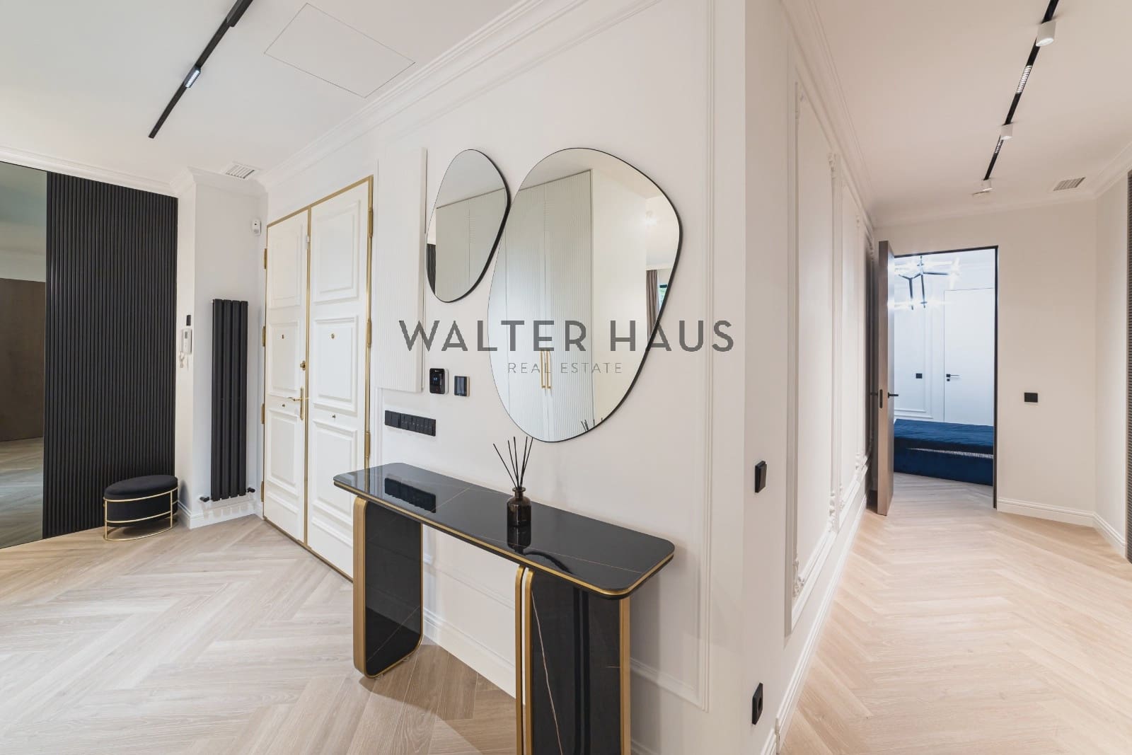 Piso de 2 habitaciones en Madrid ciudad en venta - 2.249.000 € (Ref: 9413416)