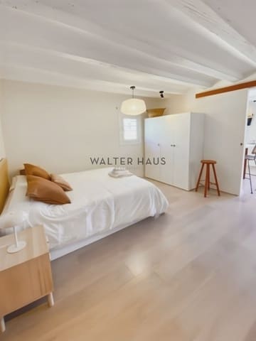 1 makuuhuone Kattohuoneisto vuokrattavana paikassa Sant Pere, Santa Caterina i La Ribera, Barcelona kaupunki mukana uima-altaan - 2 150 € (Ref: 9417590)