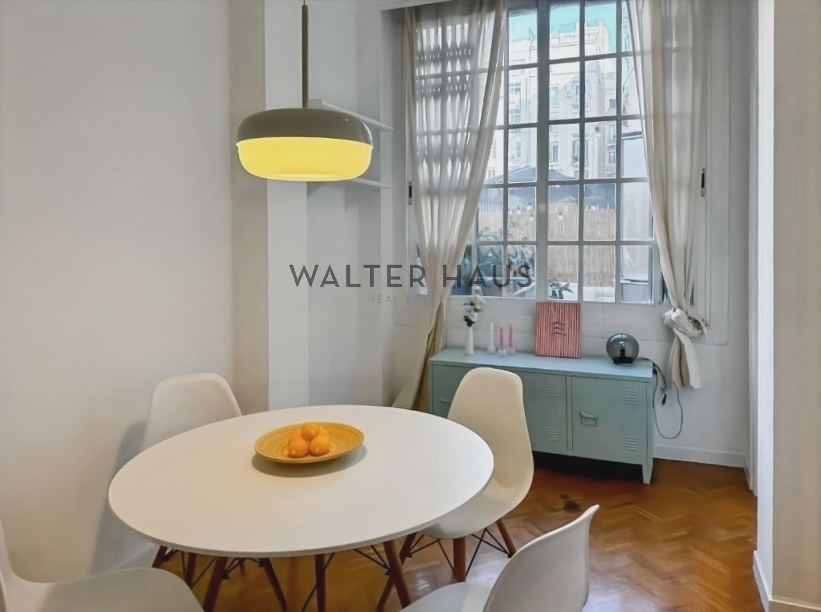 3 soverom Leilighet til leie i Barcelona by - € 2 500 (Ref: 9417591)