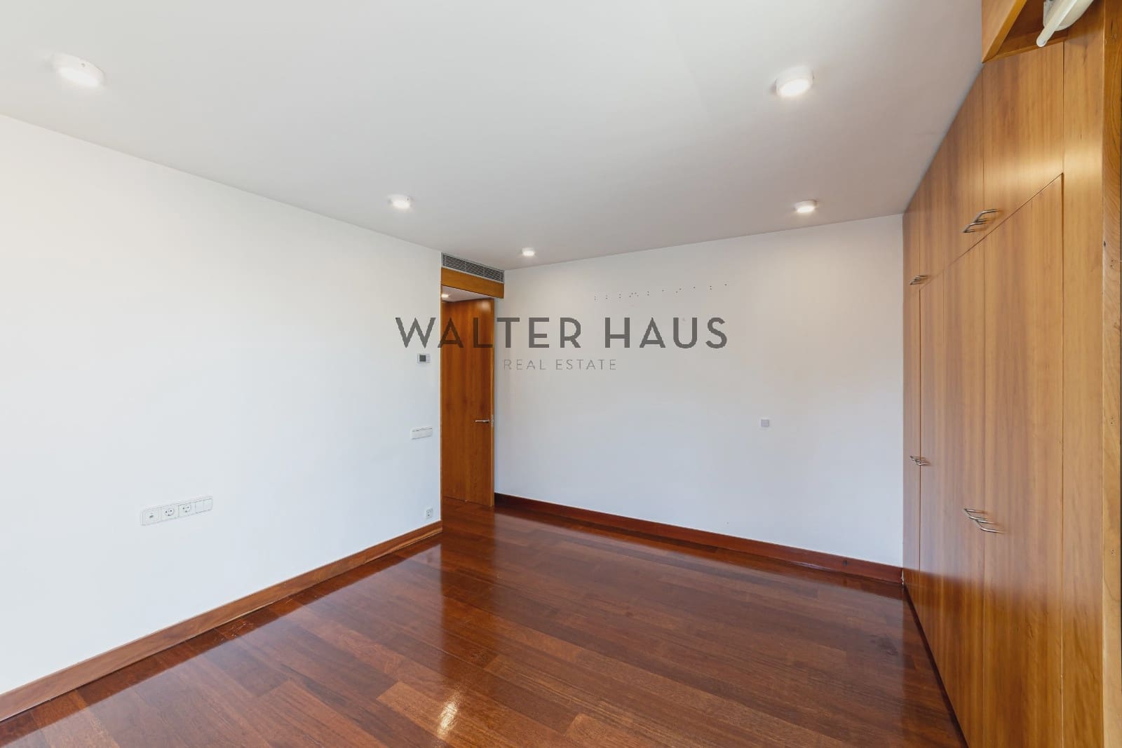 4 sovrum Lägenhet till salu i Madrid stad med pool - 5 000 000 € (Ref: 9420535)