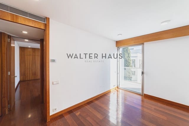 4 bedroom Apartment for sale in El Viso, Madrid city with pool - € 5,000,000 (Ref: 9420535)