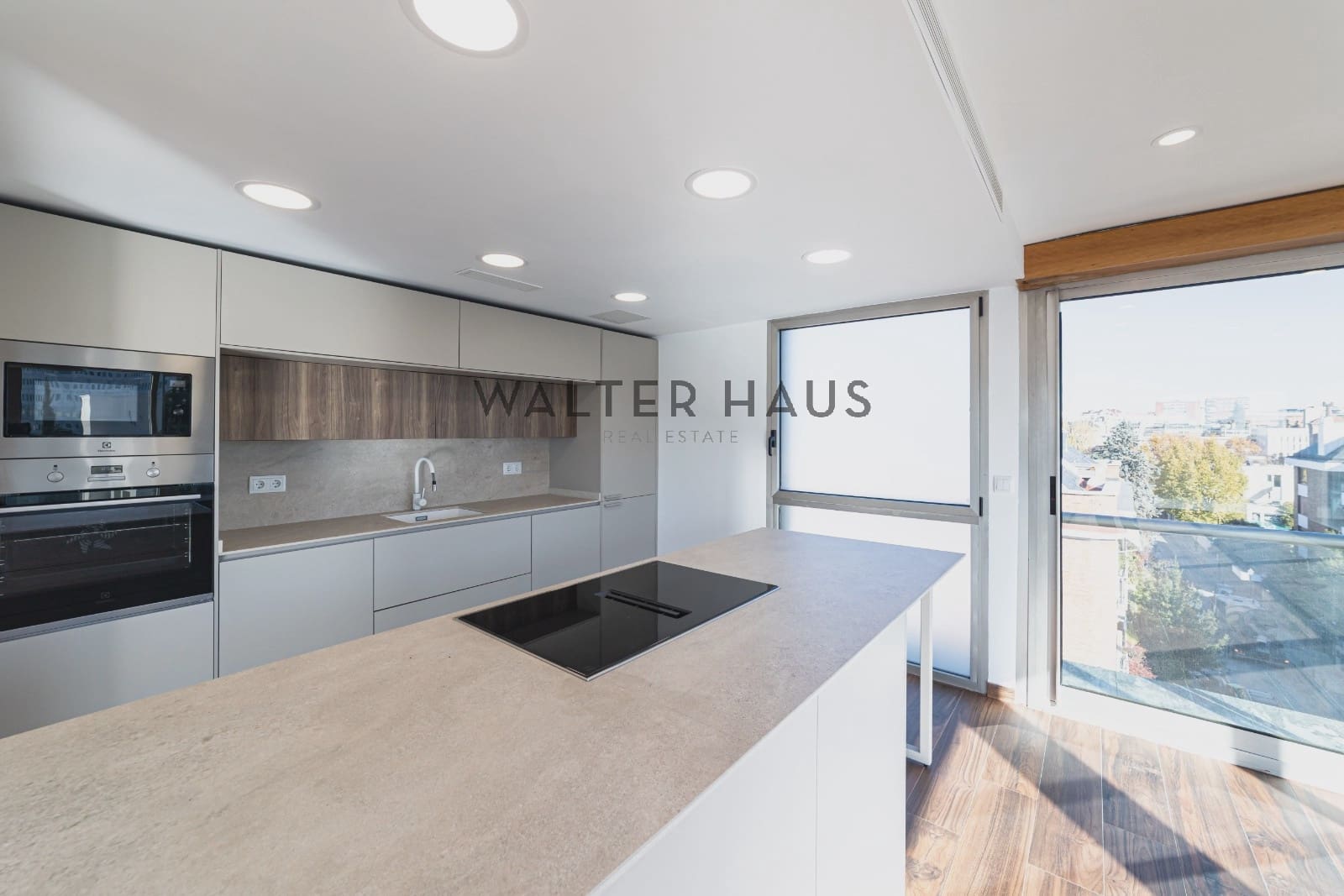 4 sovrum Lägenhet till salu i Madrid stad med pool - 5 000 000 € (Ref: 9420535)