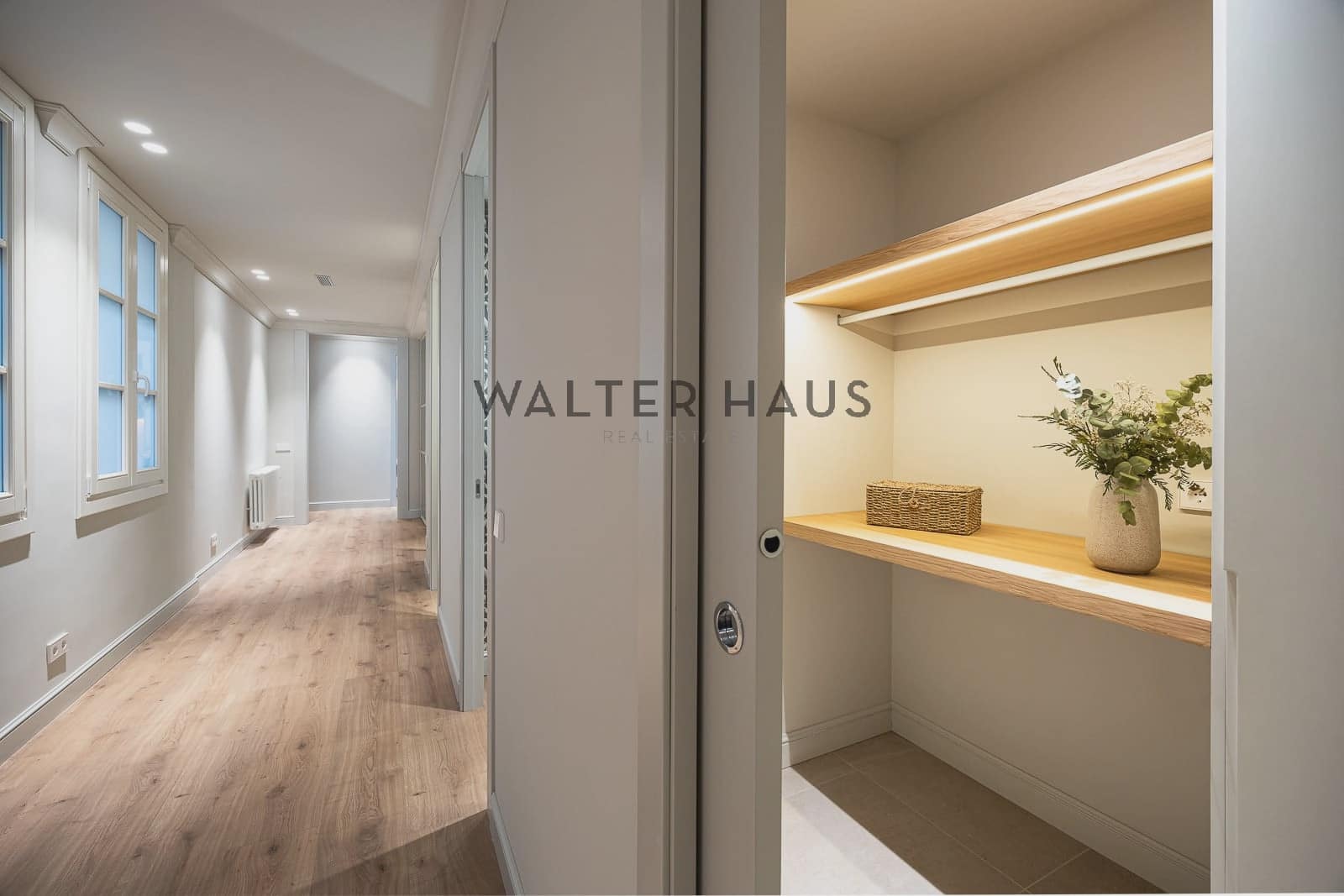 4 bedroom Flat for sale in Barcelona city - € 1,790,000 (Ref: 9421747)