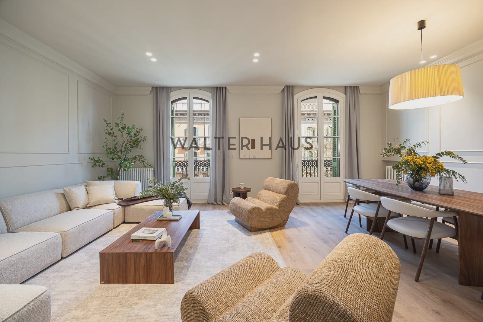 4 bedroom Flat for sale in Barcelona city - € 1,790,000 (Ref: 9421747)