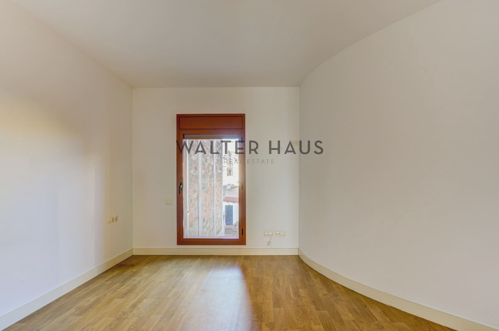 2 slaapkamer Penthouse te koop in Barcelona stad - € 895.000 (Ref: 9426240)