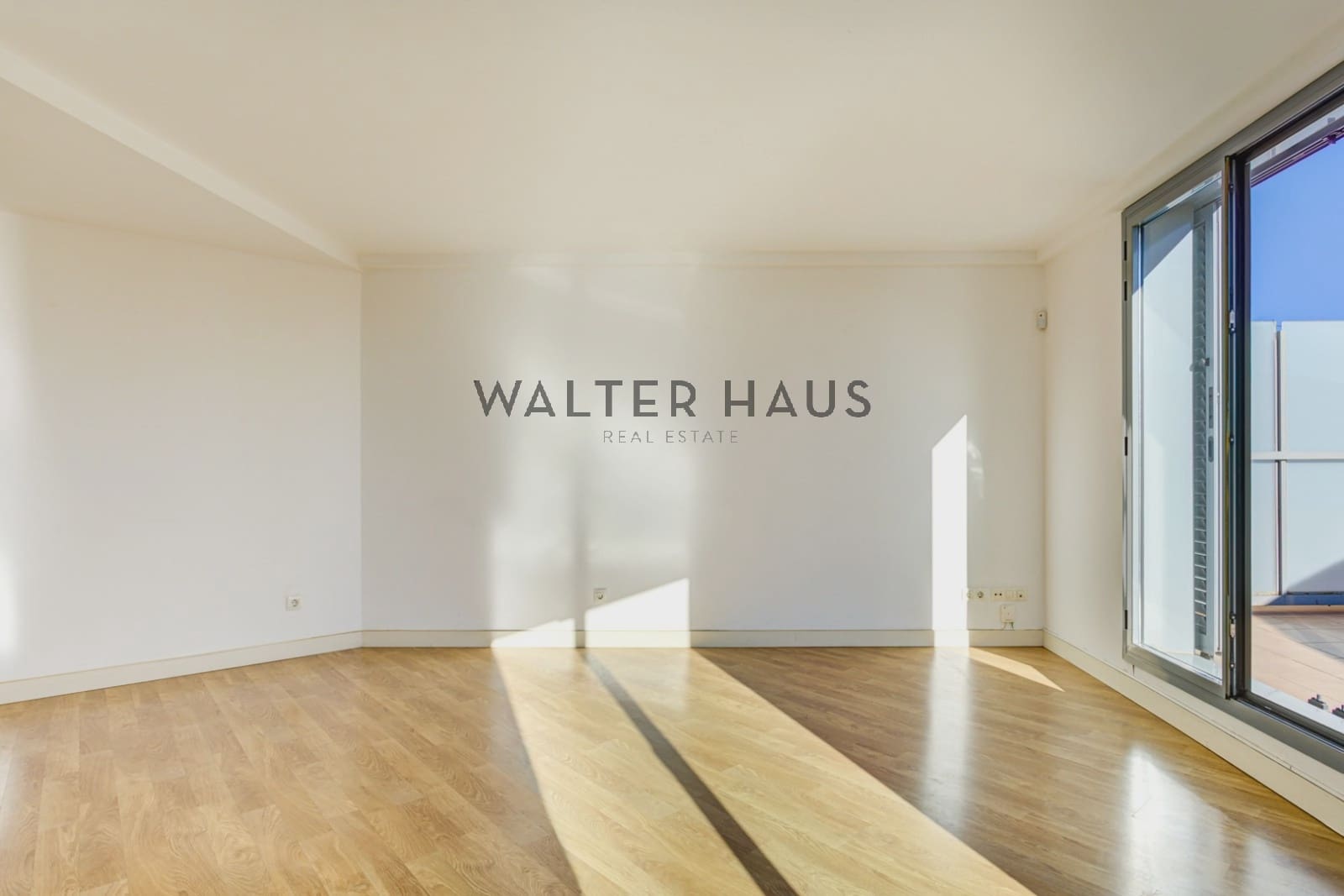 2 slaapkamer Penthouse te koop in Barcelona stad - € 895.000 (Ref: 9426240)