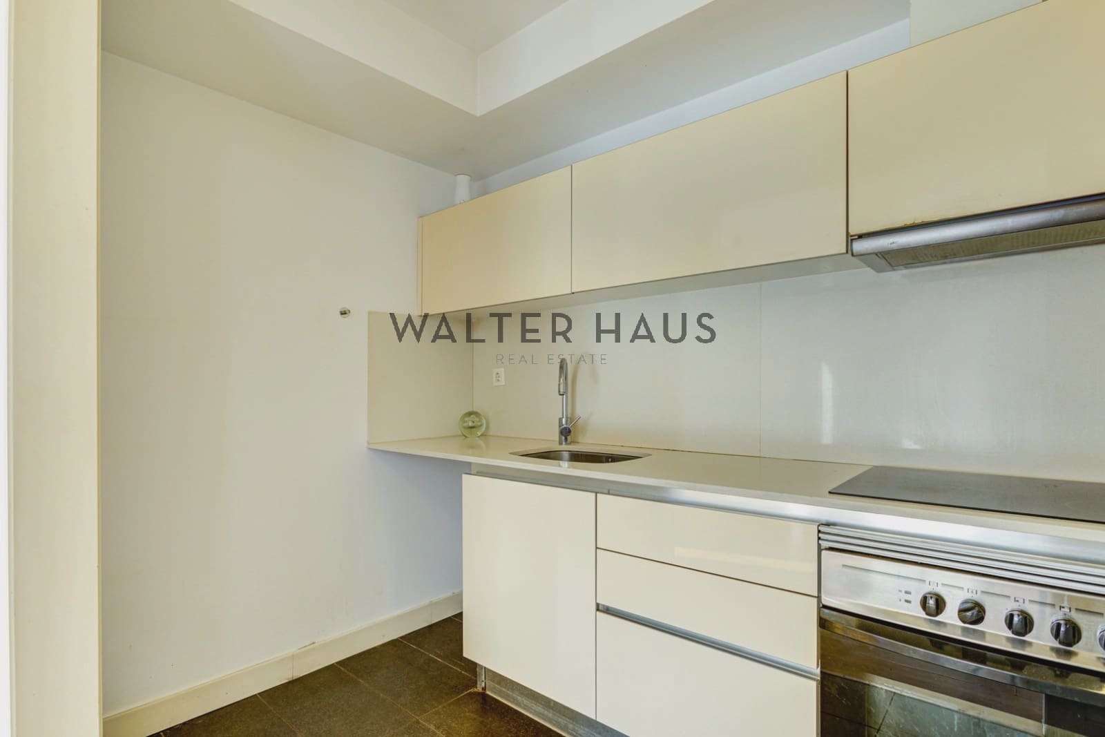 2 slaapkamer Penthouse te koop in Barcelona stad - € 895.000 (Ref: 9426240)