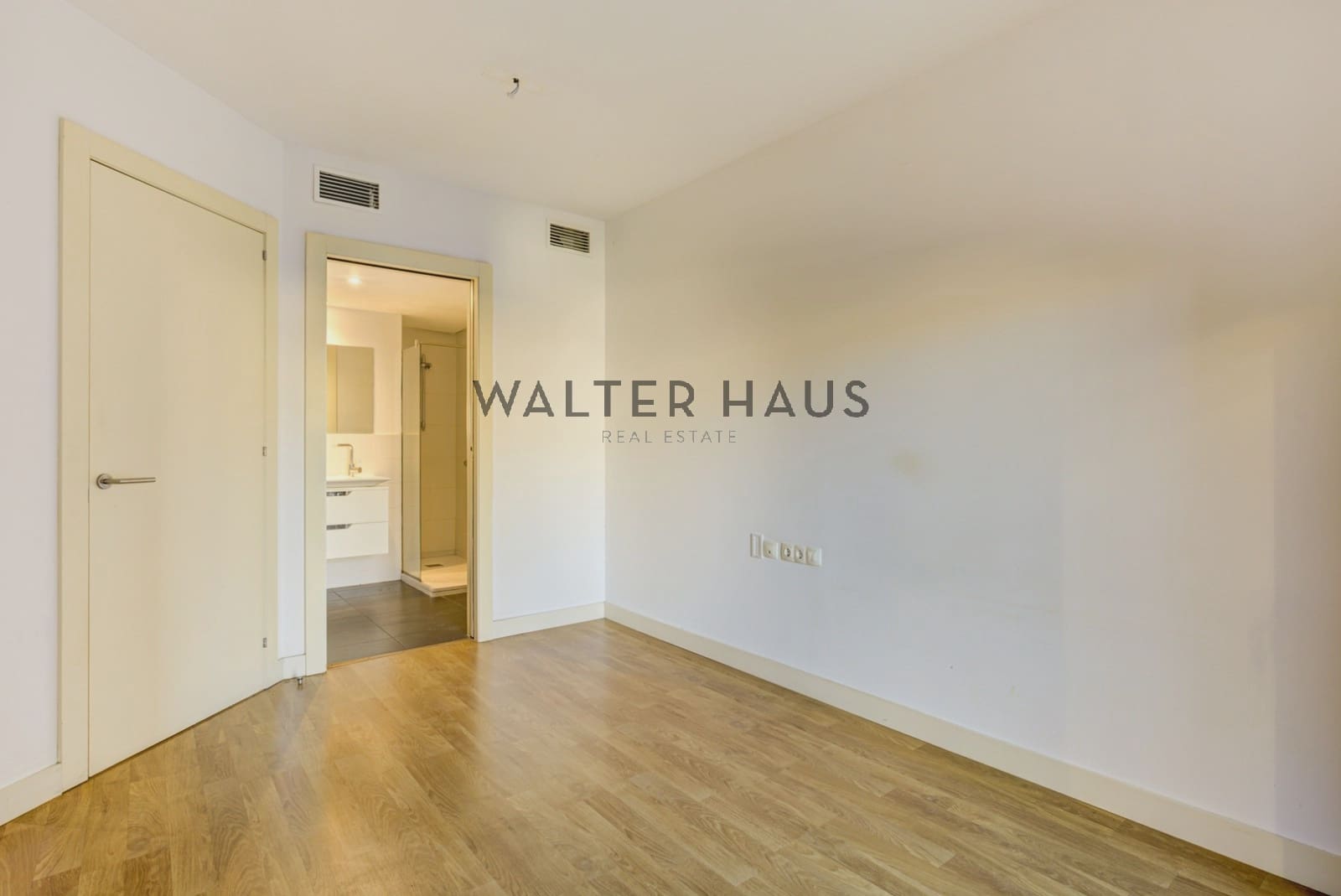 2 slaapkamer Penthouse te koop in Barcelona stad - € 895.000 (Ref: 9426240)