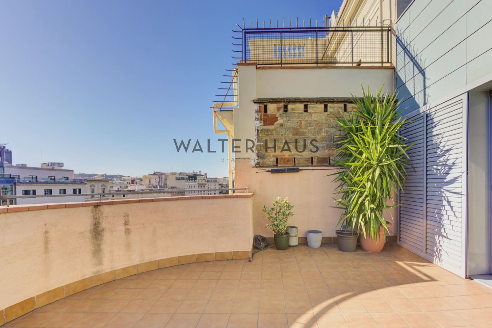 2 slaapkamer Penthouse te koop in Barcelona stad - € 895.000 (Ref: 9426240)