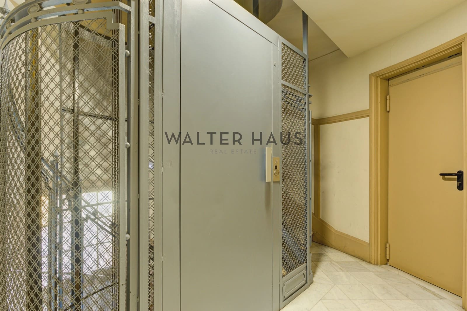 2 slaapkamer Penthouse te koop in Barcelona stad - € 895.000 (Ref: 9426240)