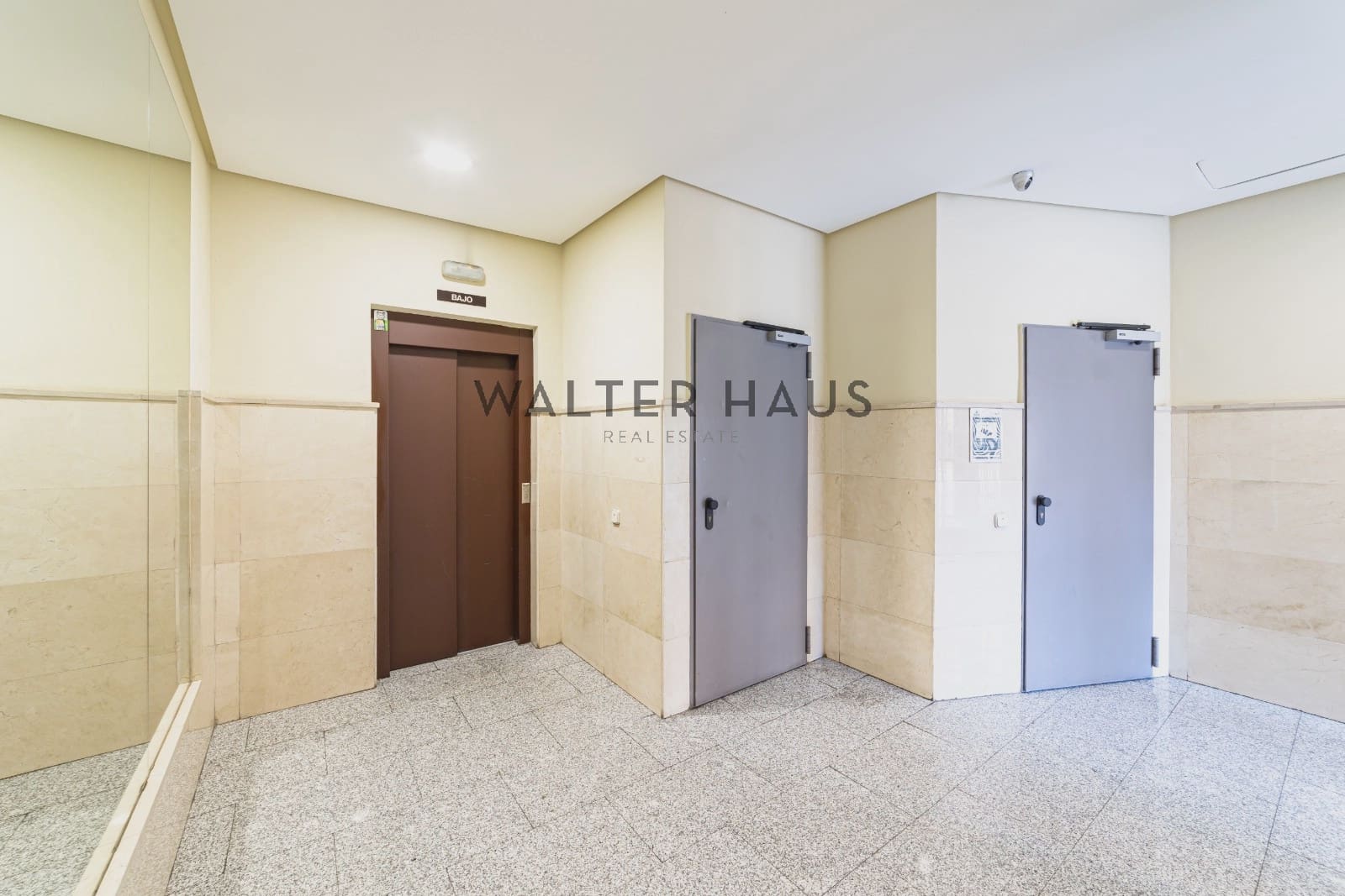 1 bedroom Flat for sale in Madrid city - € 690,000 (Ref: 9436488)
