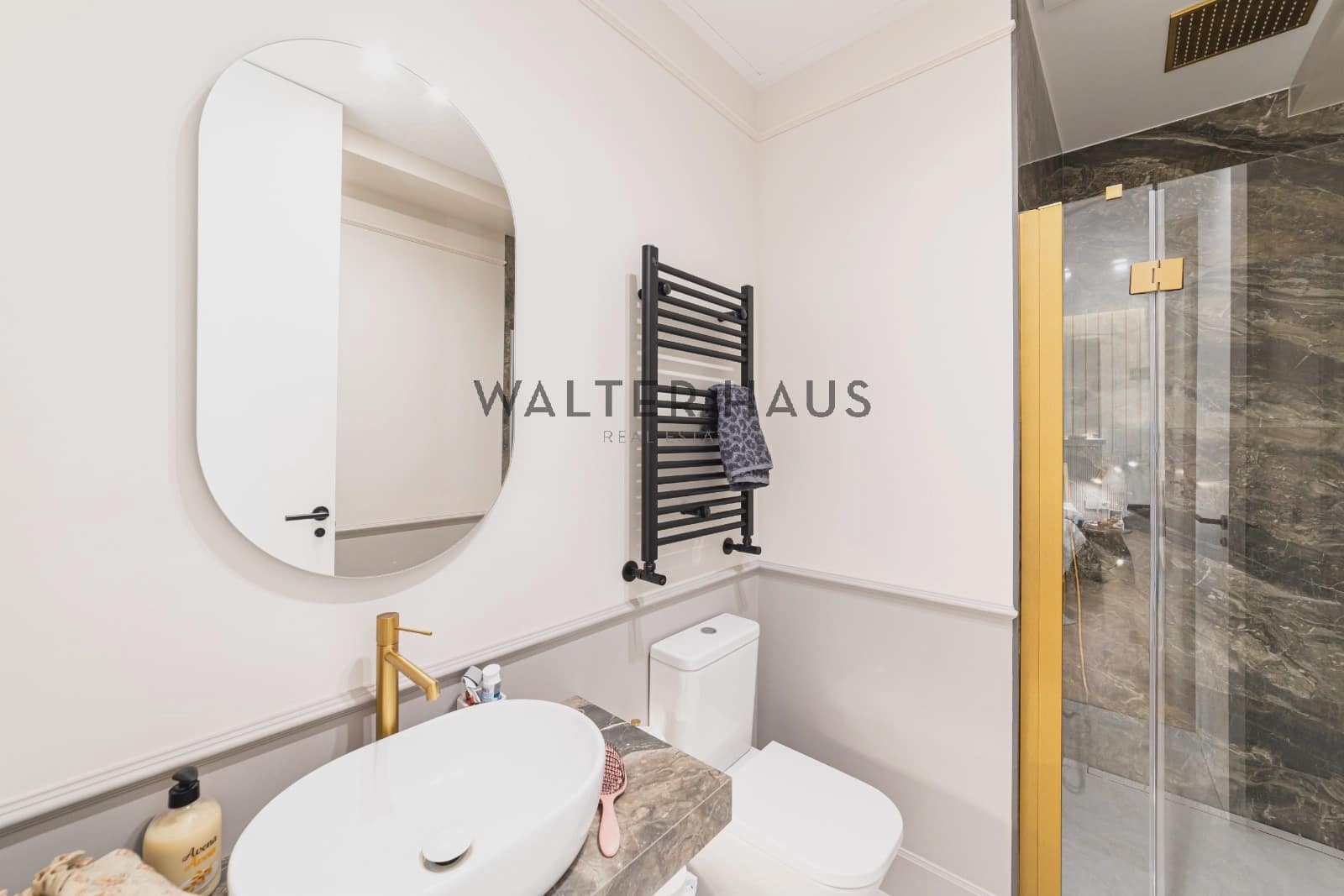 4 bedroom Flat for sale in Madrid city - € 2,950,000 (Ref: 9438267)