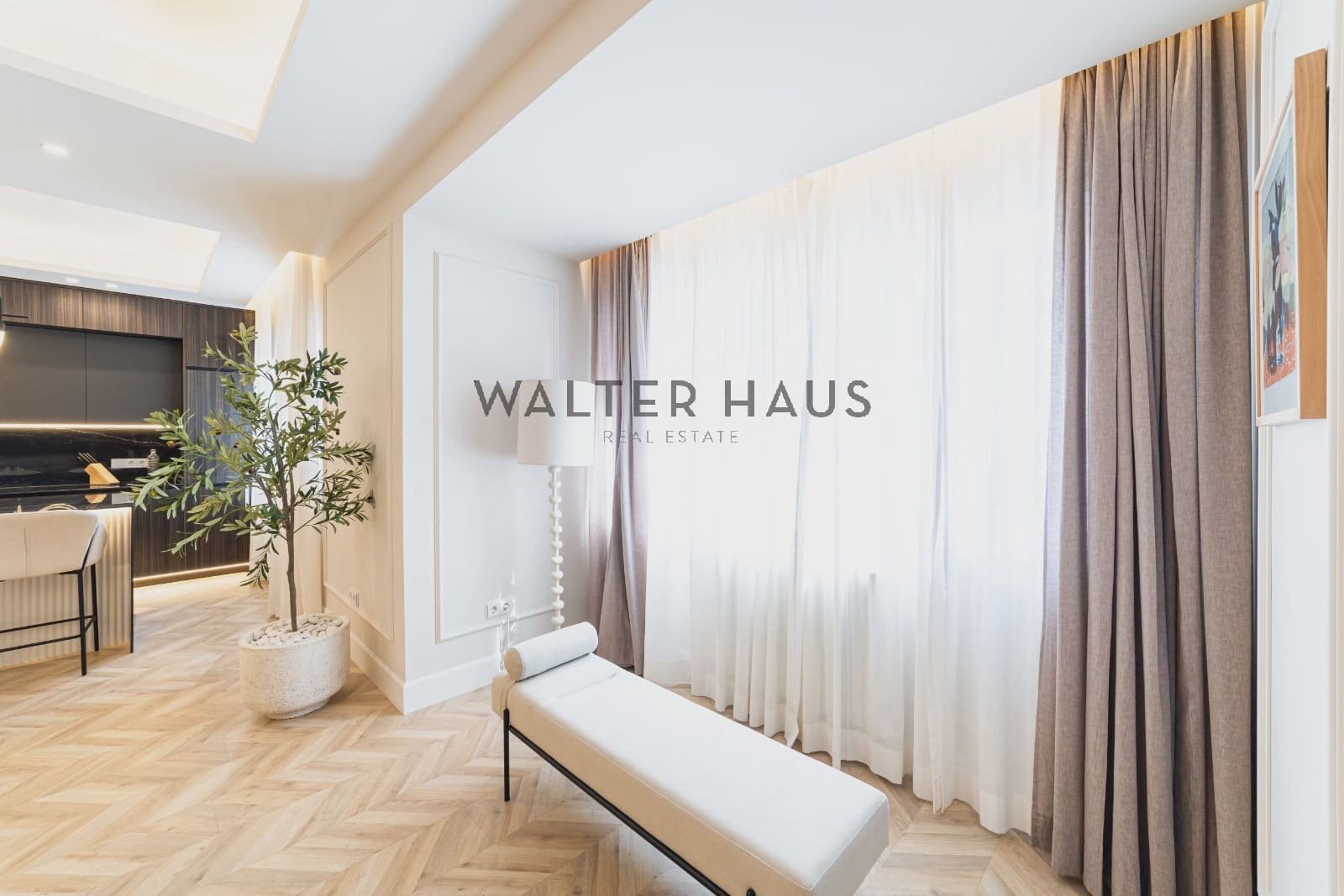 4 bedroom Flat for sale in Madrid city - € 2,950,000 (Ref: 9438267)