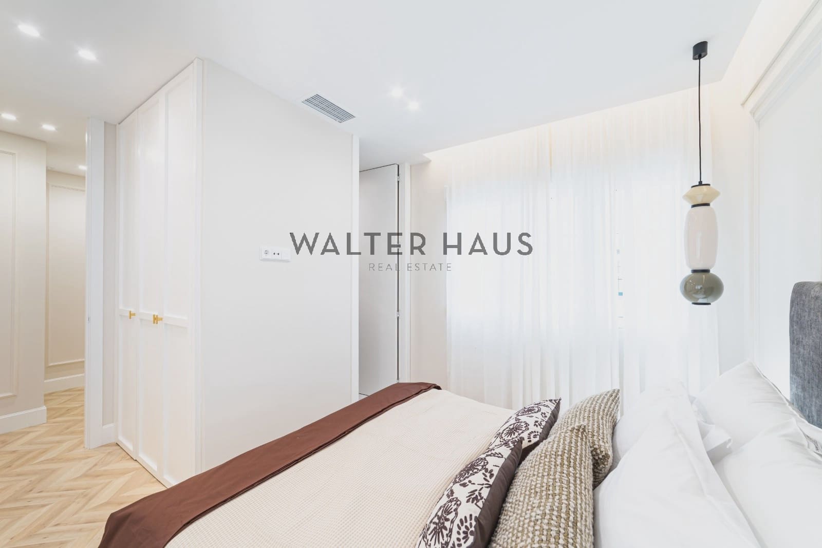 4 bedroom Flat for sale in Madrid city - € 2,950,000 (Ref: 9438267)