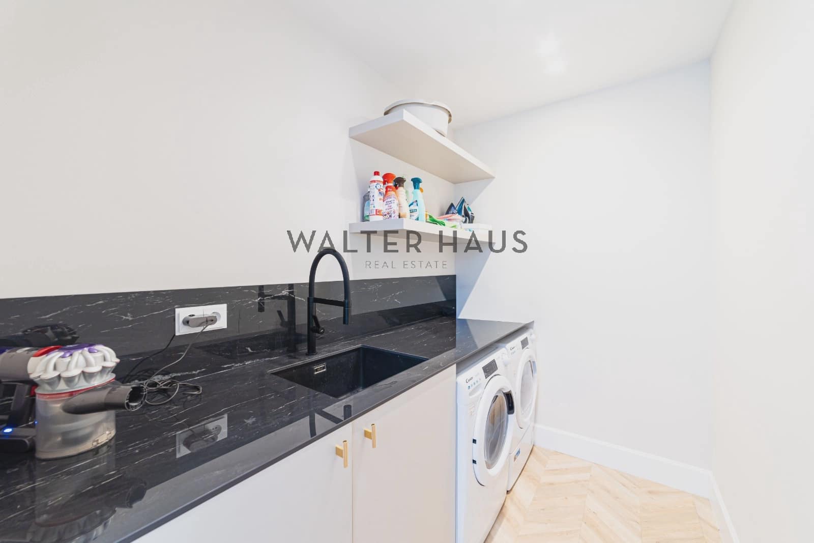 4 bedroom Flat for sale in Madrid city - € 2,950,000 (Ref: 9438267)