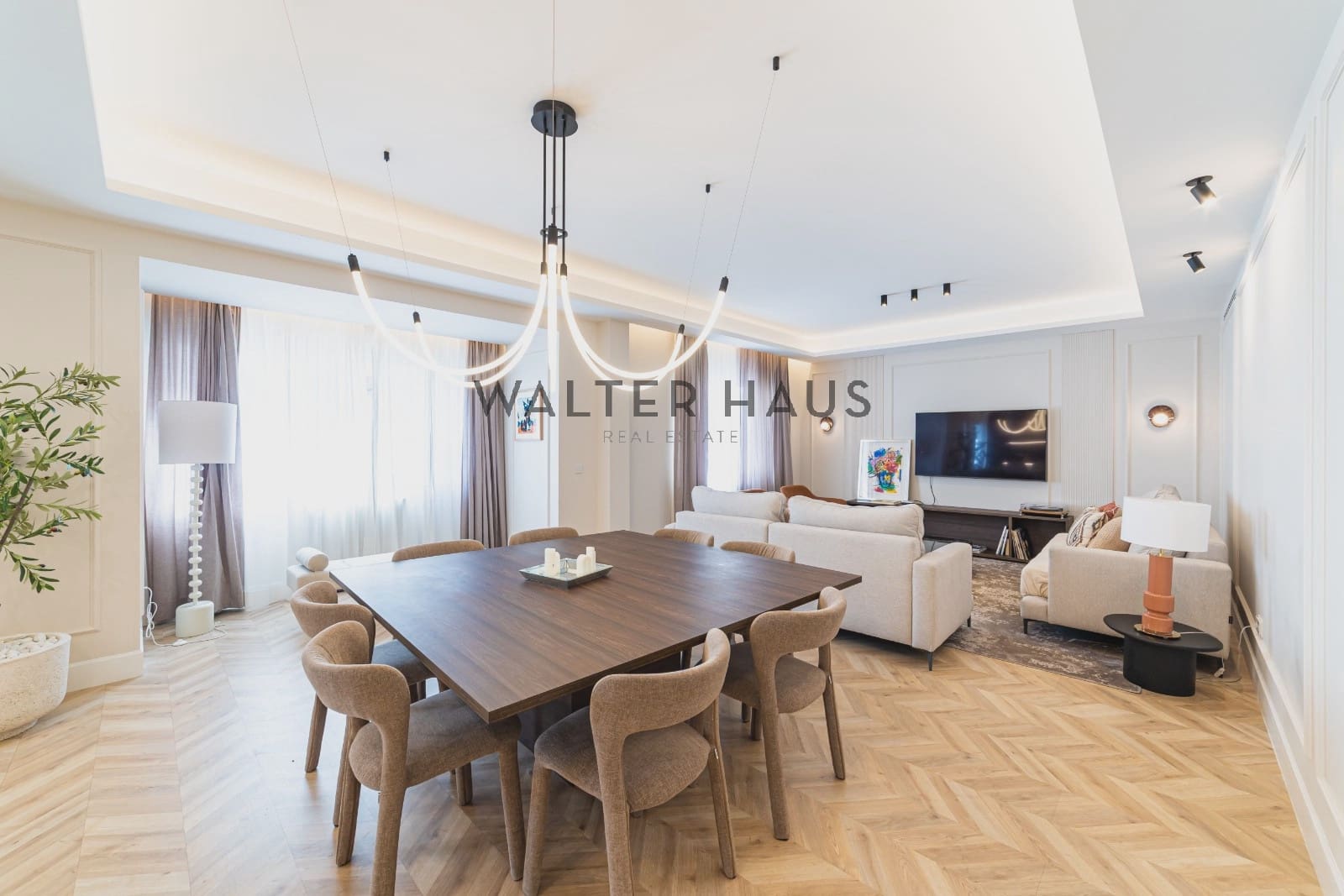 4 bedroom Flat for sale in Madrid city - € 2,950,000 (Ref: 9438267)