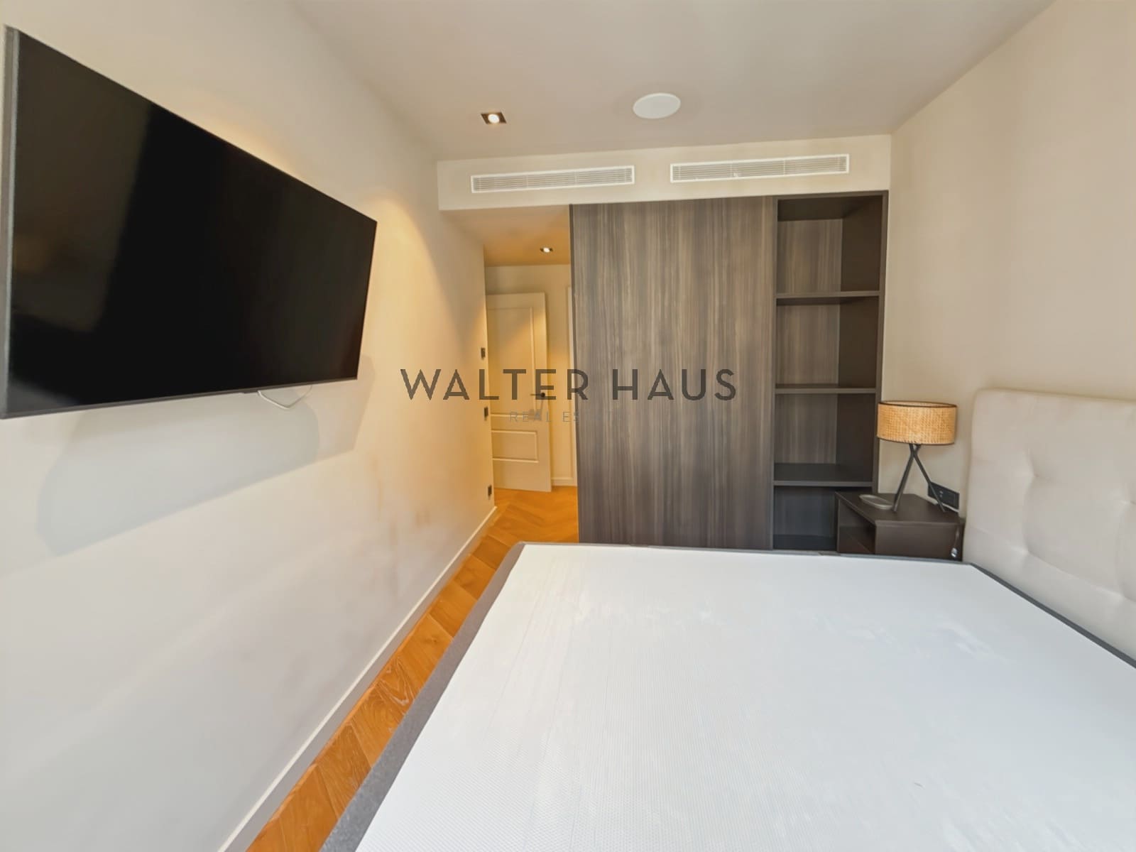 2 bedroom Flat for rent in Barcelona city - € 3,022 (Ref: 9438268)