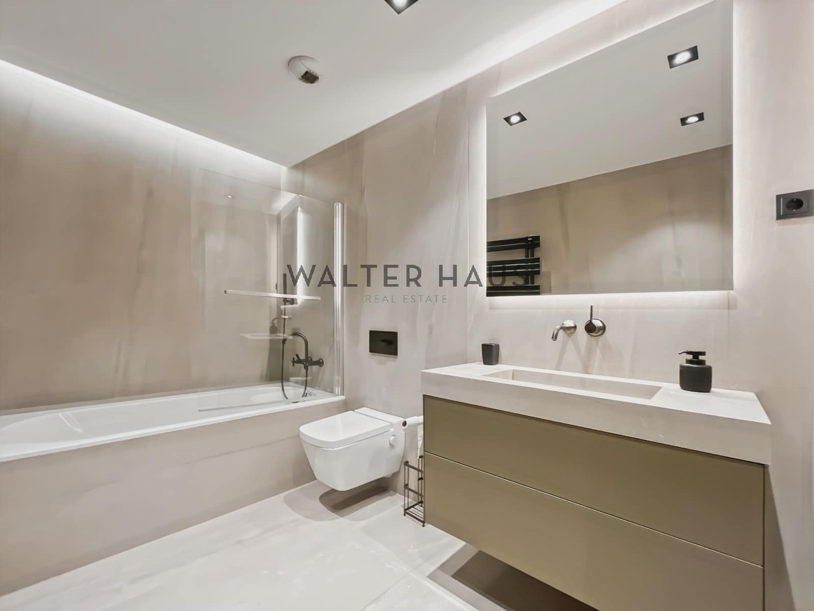 2 bedroom Flat for rent in Barcelona city - € 3,224 (Ref: 9438268)