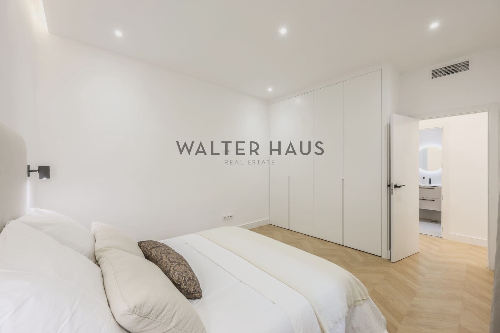 Piso de 2 habitaciones en Madrid ciudad en venta - 970.000 € (Ref: 9444534)